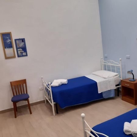 Casa Vacanze Napoli Centro Carmen & Sara מראה חיצוני תמונה