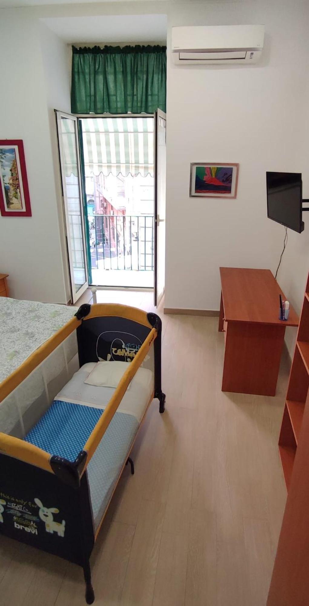 Casa Vacanze Napoli Centro Carmen & Sara מראה חיצוני תמונה