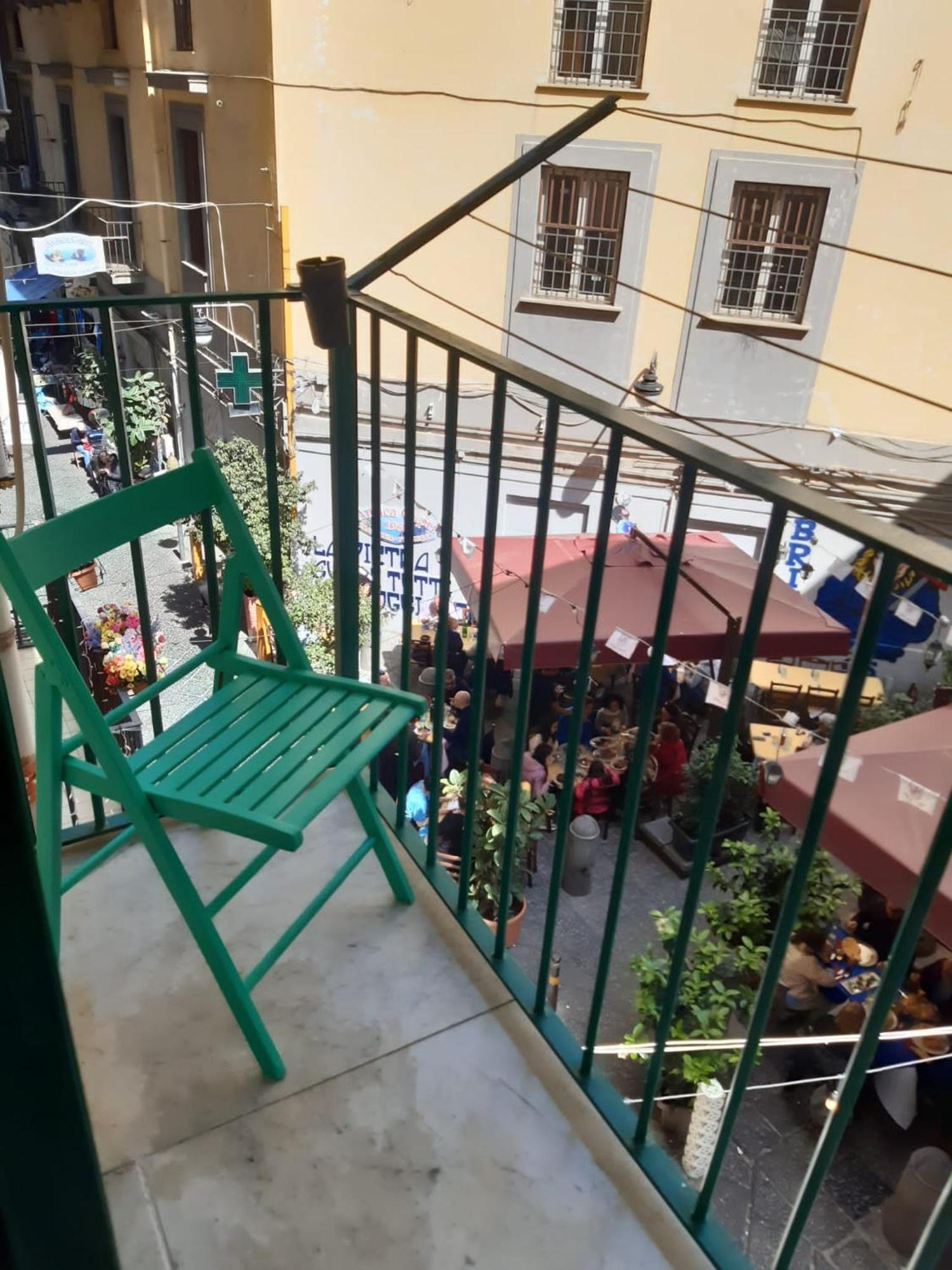Casa Vacanze Napoli Centro Carmen & Sara מראה חיצוני תמונה